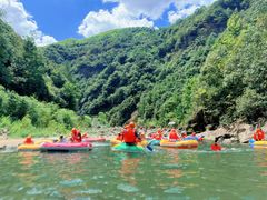 -安吉龙王山峡谷漂流
