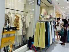 -广州白马服装市场