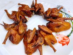 金牌灌汤乳鸽-禄福山庄•顺德菜·融和菜(龙江店)