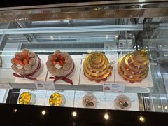 -花花卷卷·鲜食蛋糕(静安久光百货店)