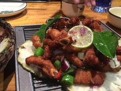 柠檬叶酥小排-老滇山寨•云南特色菜•地方菜•民族风情歌舞表演(金碧店)