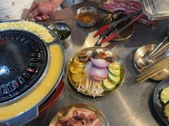 -胡悦里韩式烤肉(芝罘万达广场店)