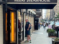 -Keens Steakhouse