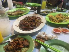 -明记烧鱼美味店