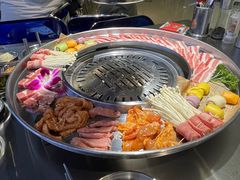 -哈哈碳都·牛肋条无限自助烤肉(宝龙店)