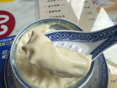 -广信牛奶甜品世家(台东店)