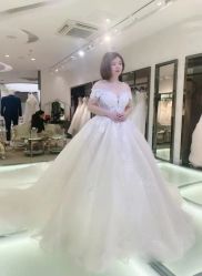 点击看大图 -挪娅婚纱摄影皇家会所