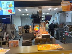 门面-麦当劳(世界城广场店)