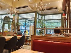 -玛格萝妮比萨屋(四平店)