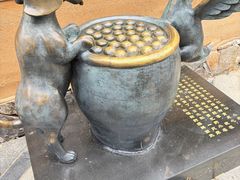 -缸鸭狗(天一广场店)