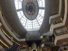 -红星美凯龙国际家居博览中心至尊mall停车场