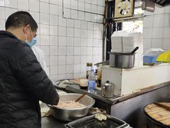 -黄阿姨锅贴大王(万航渡路店)