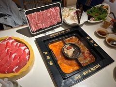 -老牌坊云南鱼豆花火锅(哈西万达店)