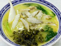 -明呈黄鱼面馆(斜土路店)