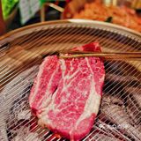 魔都泥炉烤肉就顶你！鳗鱼九种吃法太绝！