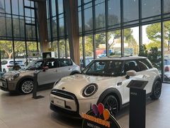 -上海普陀宝诚MINI4S店(红柳路店)