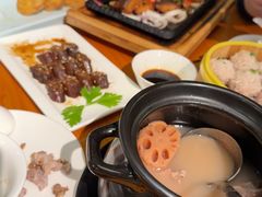 -莲餐厅·湖北菜·潜江小龙虾店(愚园路店)
