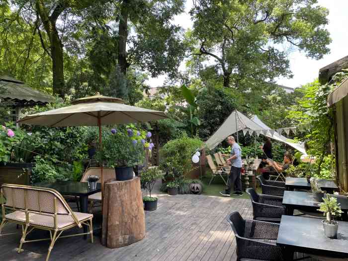 弥鹿·露营主题花园餐厅(西湖灵隐景区店)-"坐落山间小路旁,环境清幽