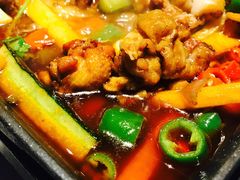 鸡鸡蛙蛙-炭亲炭火干锅(红谷滩莱蒙店)