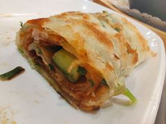 葱饼卷牛肉-台北楚楚园馅饼粥(虹桥南丰城店)