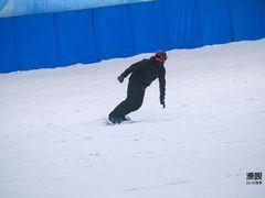 -哈尔滨热雪奇迹