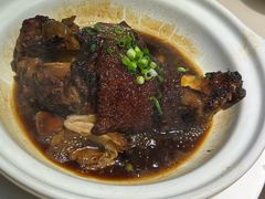 -老码头黑皮肘子锅包肉(赣水路店)