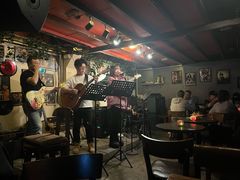 -南锣鼓巷吉他吧(鼓楼店)