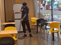 用餐区-麦当劳(民盈·国贸城店)