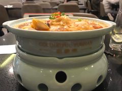 酸菜鱼锅仔-Colourful Yunnan Box Hill 彩云南·彩铺子