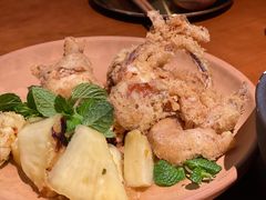 炸软壳蟹配烤凤梨色拉-SHAN山(前滩太古里店)