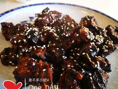 黑蒜小排-小郭私房菜·海肠捞饭店(学士街店)