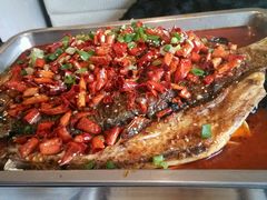 -鸣记脆皮烤鱼(岐山路店)