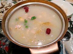 -千岛蚝高压锅生蚝·人参火锅(白云万达店)