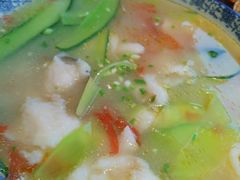 鸡汤鱼片-土桥手掌鸡·26年灌县老味道(都江堰店)
