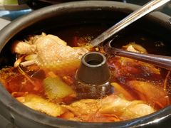 汽锅鸡-云海肴·汽锅鸡·云南菜(天山百盛优客店)