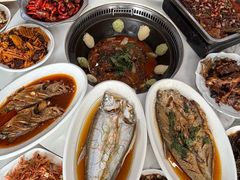 -丹水桥地锅鱼·翘嘴鲌·地方特色全鱼宴(丹江口大坝店)
