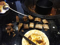 -粘豆包铁锅炖二部(温泉街店)