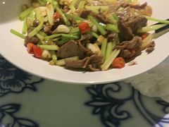 -卢大鲜鱼头捞饭(美利广场店)