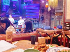 -胡桃里乐队酒馆(鎏嘉码头店)