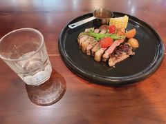 香煎西冷.时令蔬菜及黑椒汁-芭莉与彩虹西餐厅(成都合生汇店)