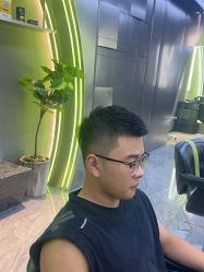 -不迫先生专业男士剪发