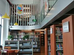 -上海市虹口区图书馆(曲阳分馆)