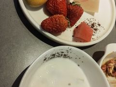 -黑金·寻焰自助百汇·烤肉·火锅(中街店)
