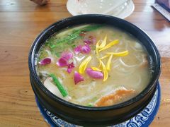 -双桥园·云南过桥米线(古城南门店)