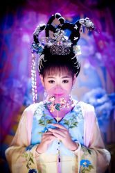 -九月鹰飞汉服摄影工作室