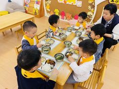 -绿城奇妙园双语日托(华茂悦峰园区)