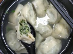 荠菜肉馄饨-万寿斋(山阴路店)