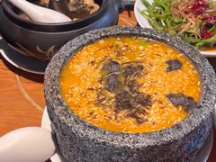 -菌自由丨野生菌火锅特色庭院餐厅(丽江古城店)