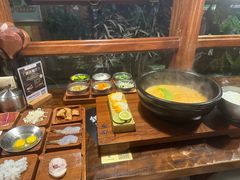 -银米·云南传统过桥米线(双廊黑金冠店)