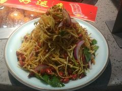 -山河屯铁锅炖(哈西站店)